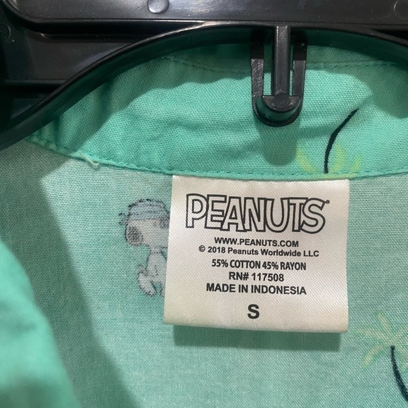 Peanuts Mint Green Casual Button Down Shirt - Picture 5 of 5